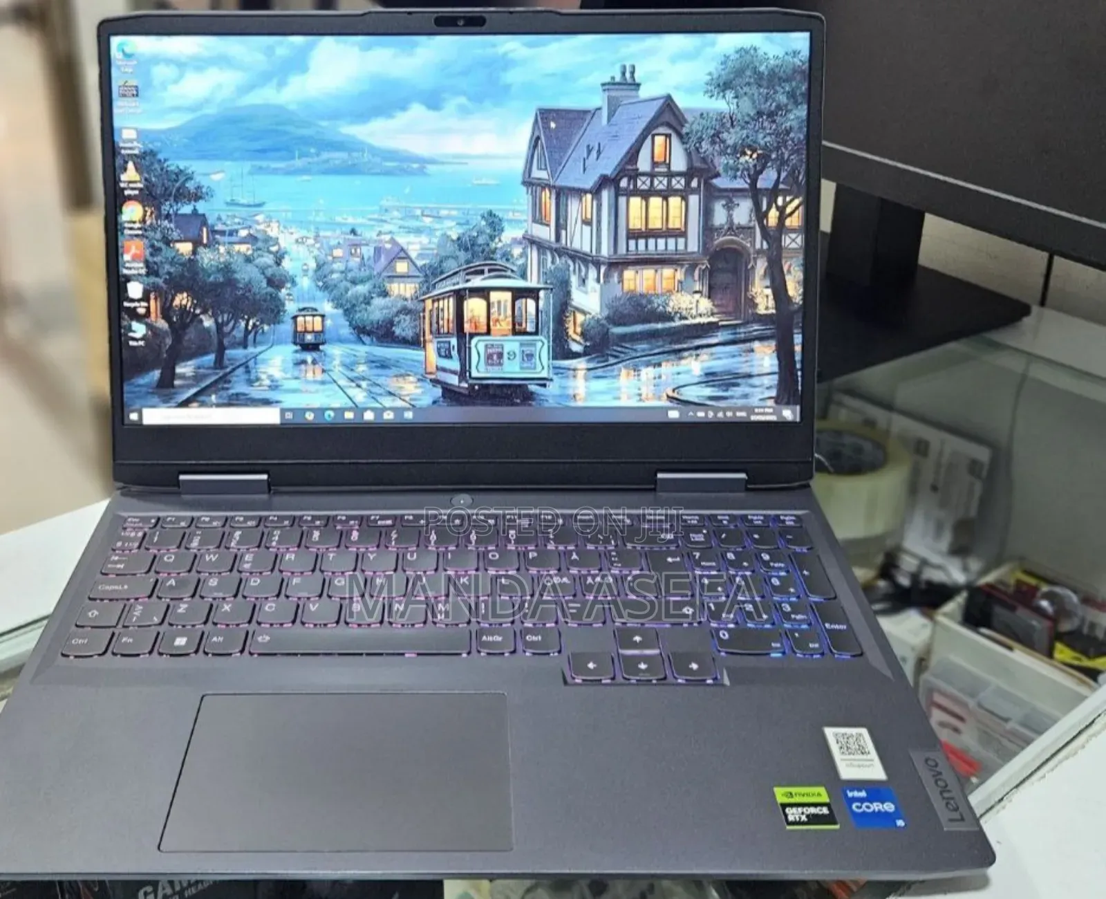 New Laptop Lenovo LOQ 15IRH8 16GB Intel Core I5 SSD 512GB