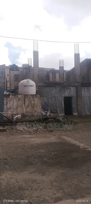 20bdrm Block of Flats in Yeka for sale