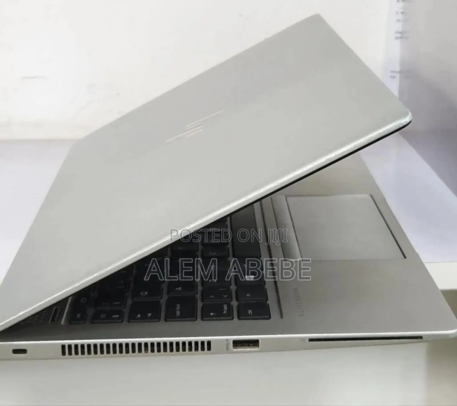 New Laptop HP EliteBook 840 G5 8GB Intel Core I5 SSD 512GB