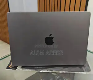 New Laptop Apple MacBook Pro 2021 M1 16GB Apple M1 Pro SSD 512GB