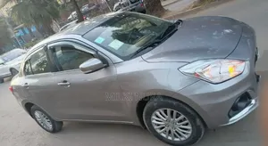 Photo - Suzuki Dzire 2021 Silver