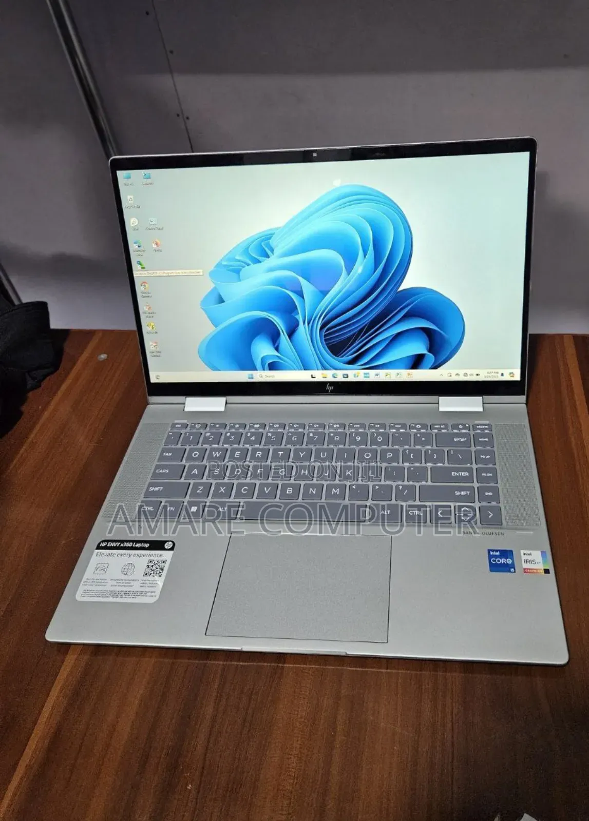 New Laptop HP Envy X360 8GB Intel Core I5 SSD 512GB