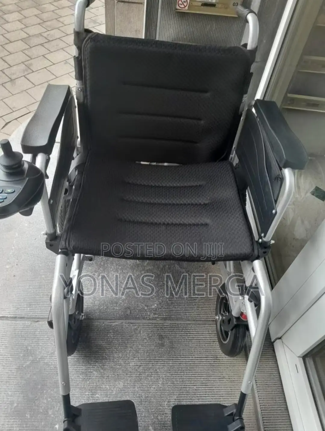 Electric Wheelchair