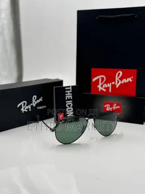 Rayban Aviators Classic Stylish Sunglasses Usually Worn by Pilots