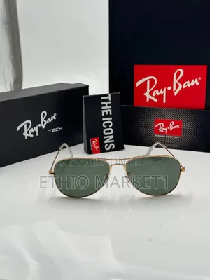 Rayban Aviators Classic Stylish Sunglasses Usually Worn by Pilots