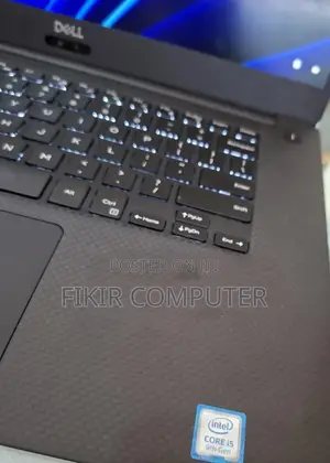 New Laptop Dell Precision 5540 16GB Intel Core I5 SSD 256GB