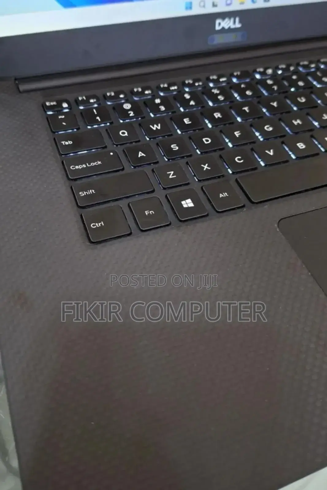 New Laptop Dell Precision 5540 16GB Intel Core I5 SSD 256GB