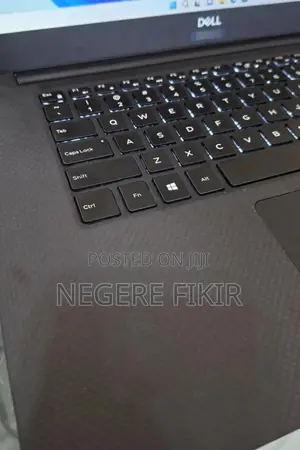 New Laptop Dell Precision 5540 16GB Intel Core I5 SSD 256GB