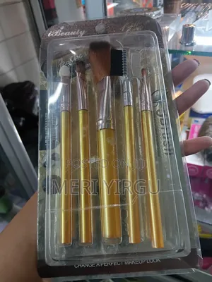 Makeup Brush