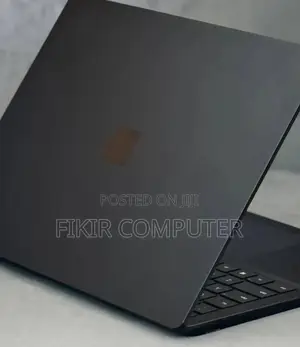 New Laptop Microsoft Surface 16GB Intel Core I7 SSD 256GB