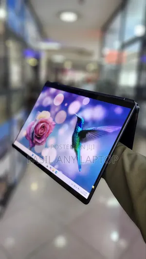 Photo - New Laptop HP Spectre 13 16GB Intel Core I7 SSD 1T