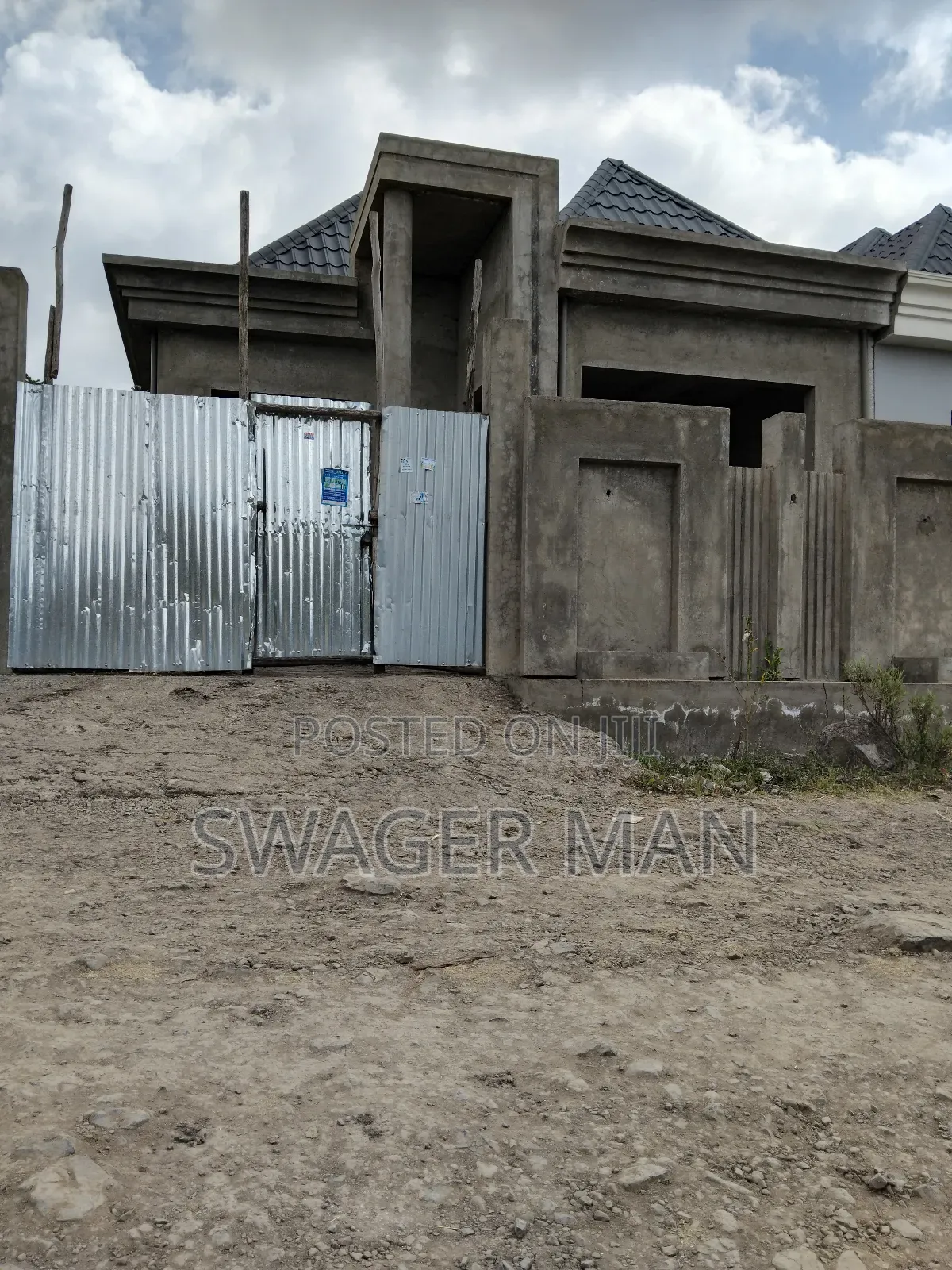 4bdrm Villa in Tafo, Yeka for sale