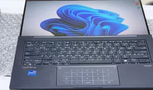 New Laptop Asus ZenBook 13 UX331UN 16GB Intel Core I7 SSD 512GB