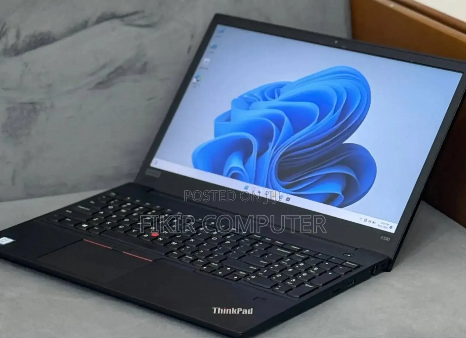 New Laptop Lenovo ThinkPad E580 16GB Intel Core I7 SSD 512GB