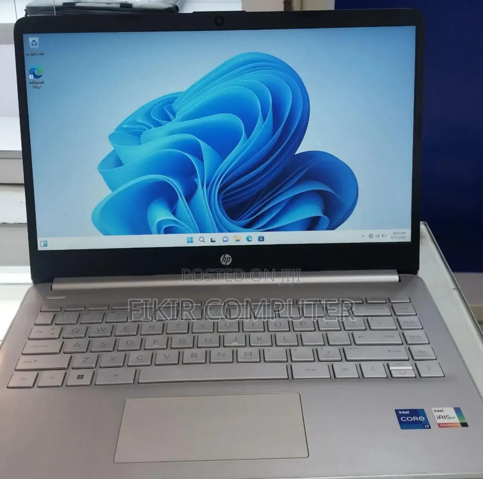 New Laptop HP Stream Notebook 8GB Intel Core I7 SSD 1T