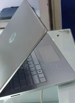 New Laptop HP Stream Notebook 8GB Intel Core I7 SSD 1T