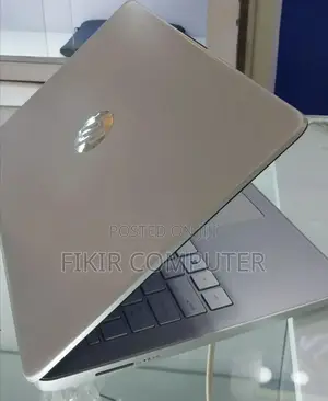 New Laptop HP Stream Notebook 8GB Intel Core I7 SSD 1T