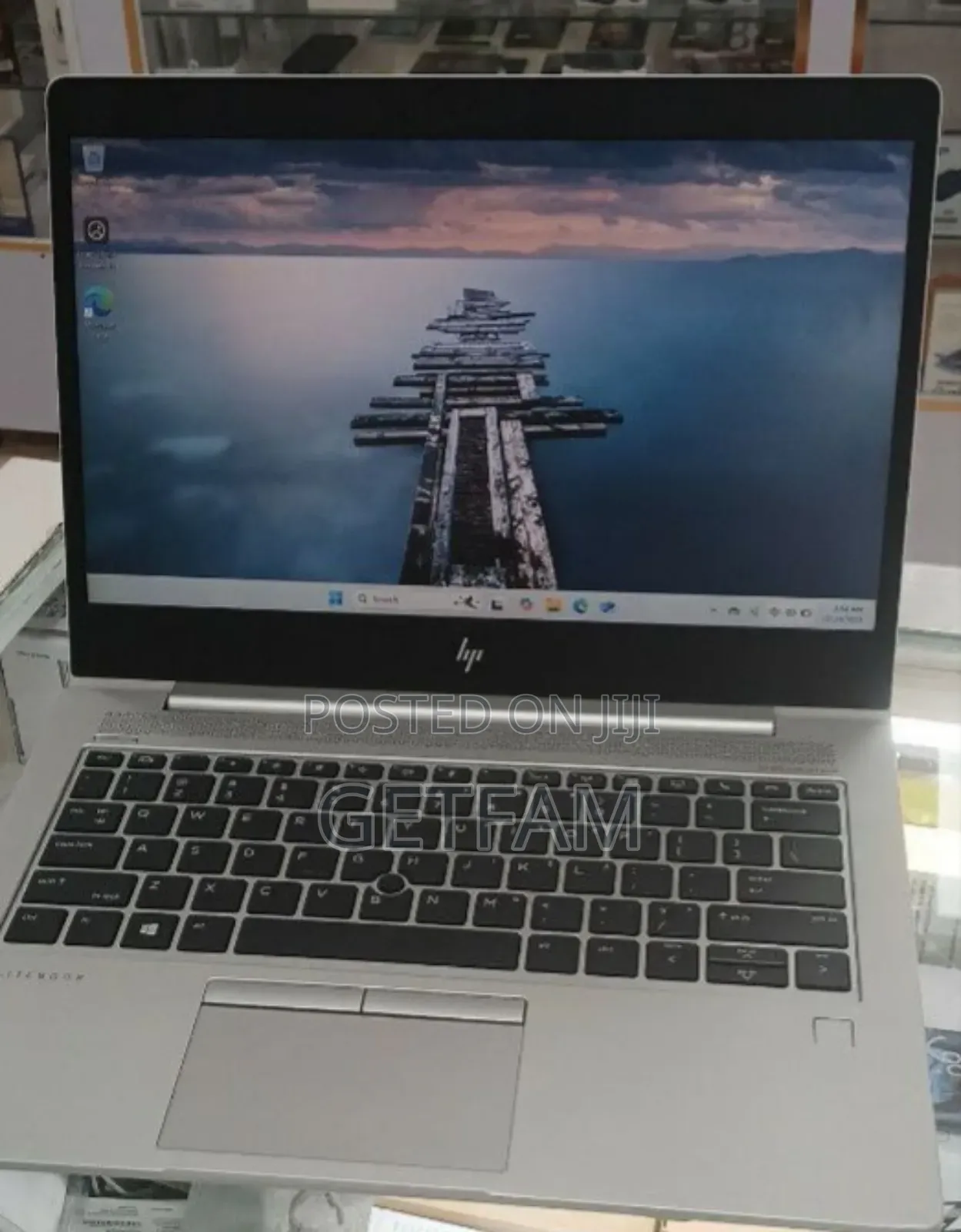 New Laptop HP EliteBook X360 1030 G2 8GB AMD Ryzen 5 SSD 512GB