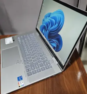 New Laptop HP Envy X360 8GB Intel Core I5 SSD 512GB