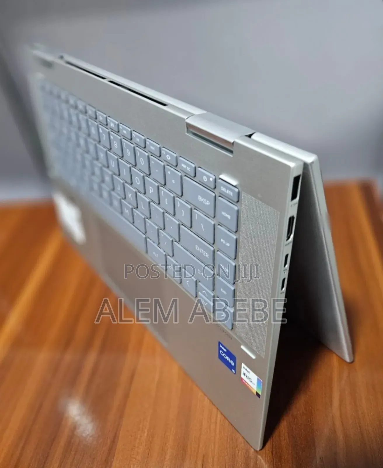 New Laptop HP Envy X360 8GB Intel Core I5 SSD 512GB