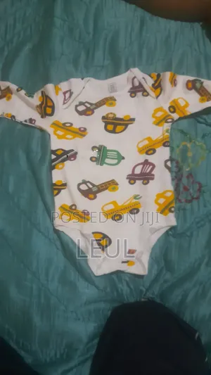 Carter's የ ዳይፐር ልብሶች