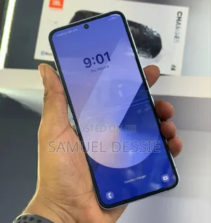 Photo - New Samsung Galaxy Z Flip6 256 GB