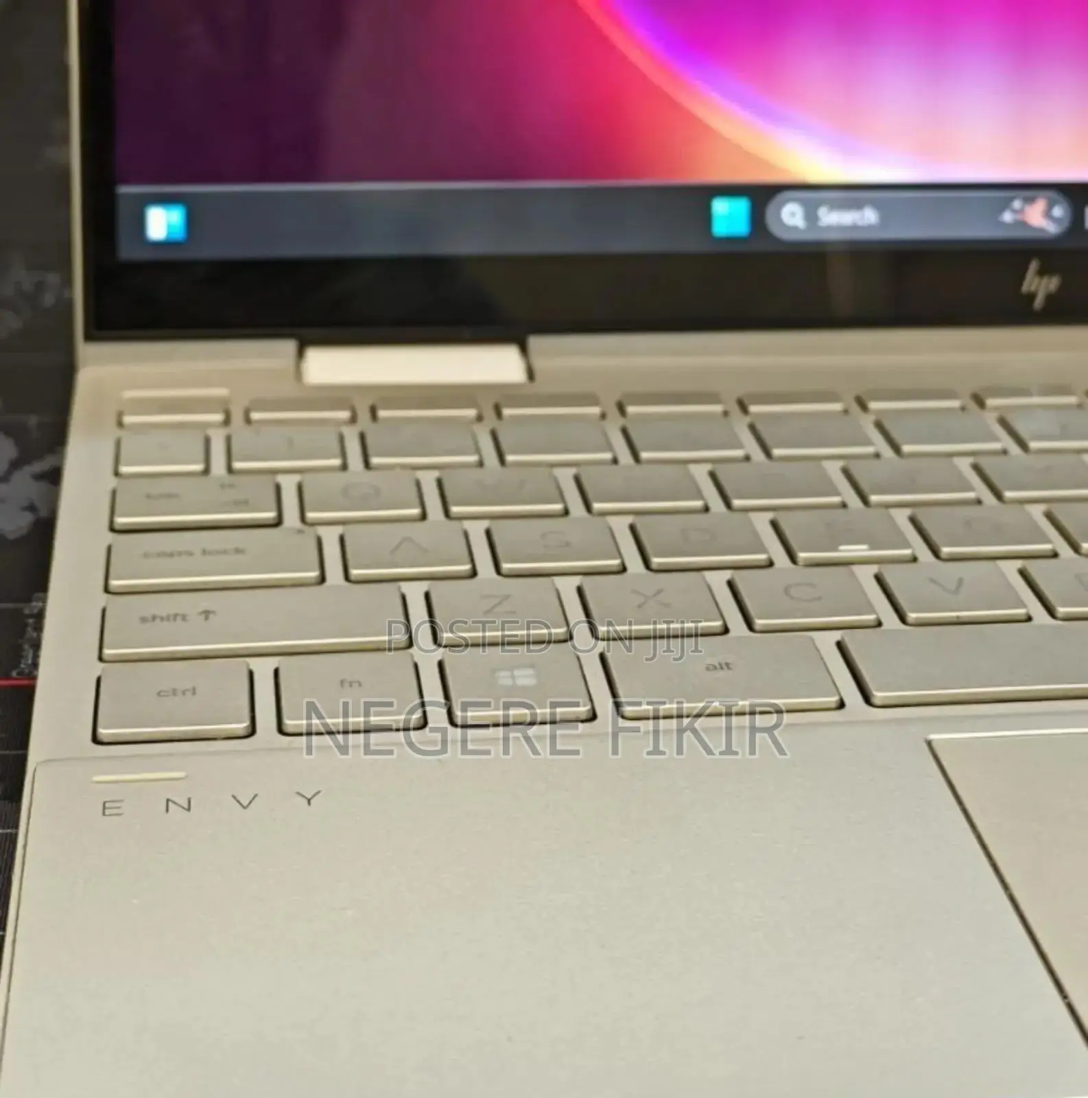 New Laptop HP Envy x360 8GB Intel Core i7 SSD 1T