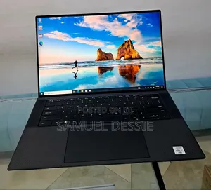 New Laptop Dell Precision 5550 16GB Intel Core I7 SSD 512GB