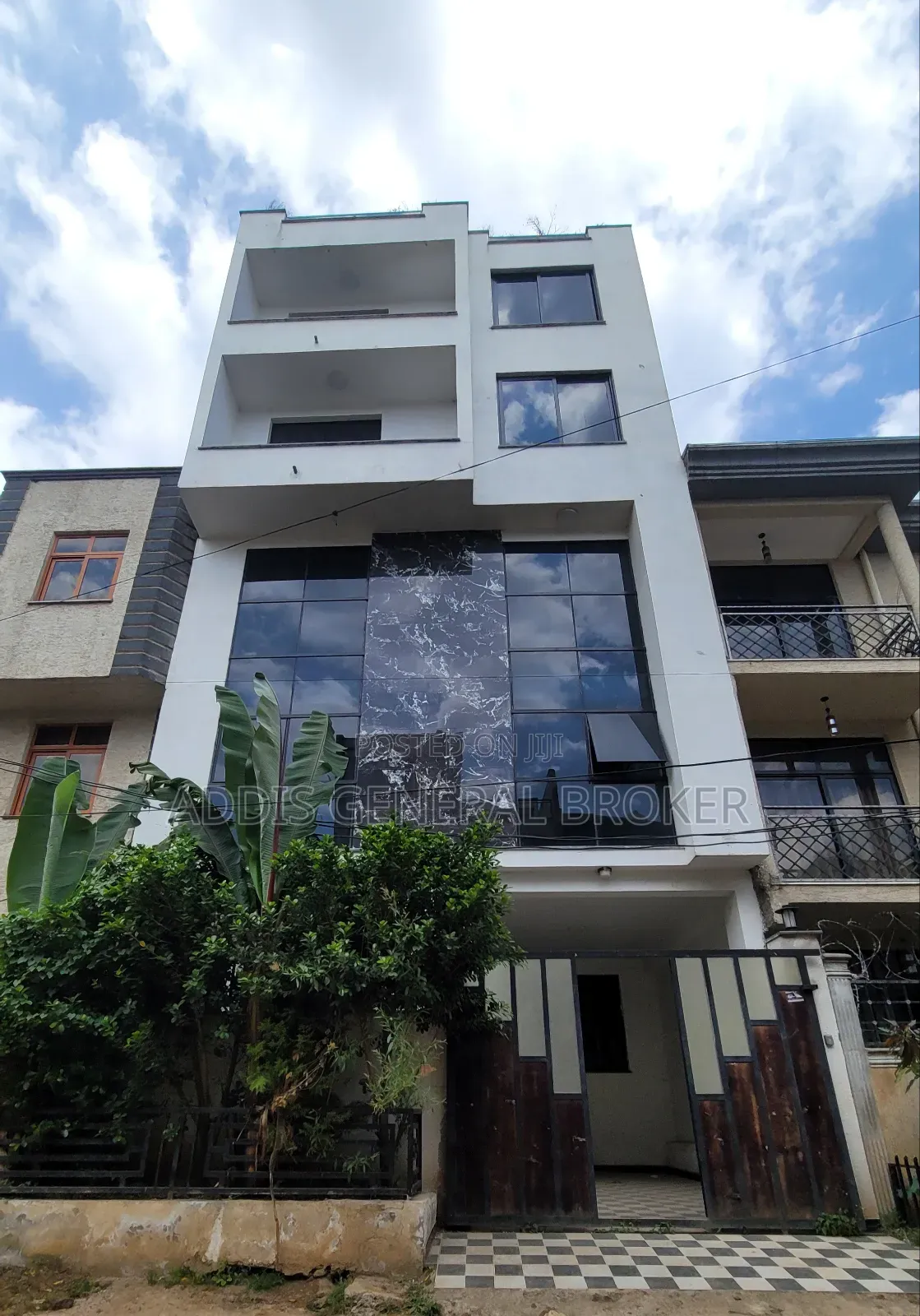 5bdrm House in Bulbula, Bole for sale