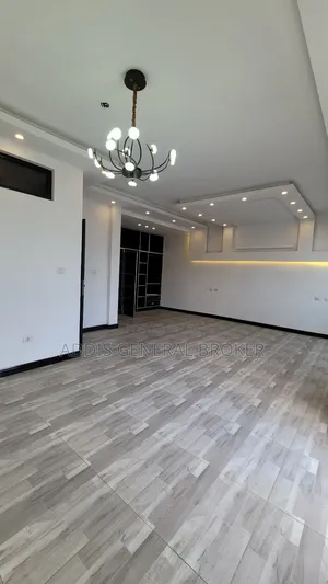 5bdrm House in Bulbula, Bole for sale