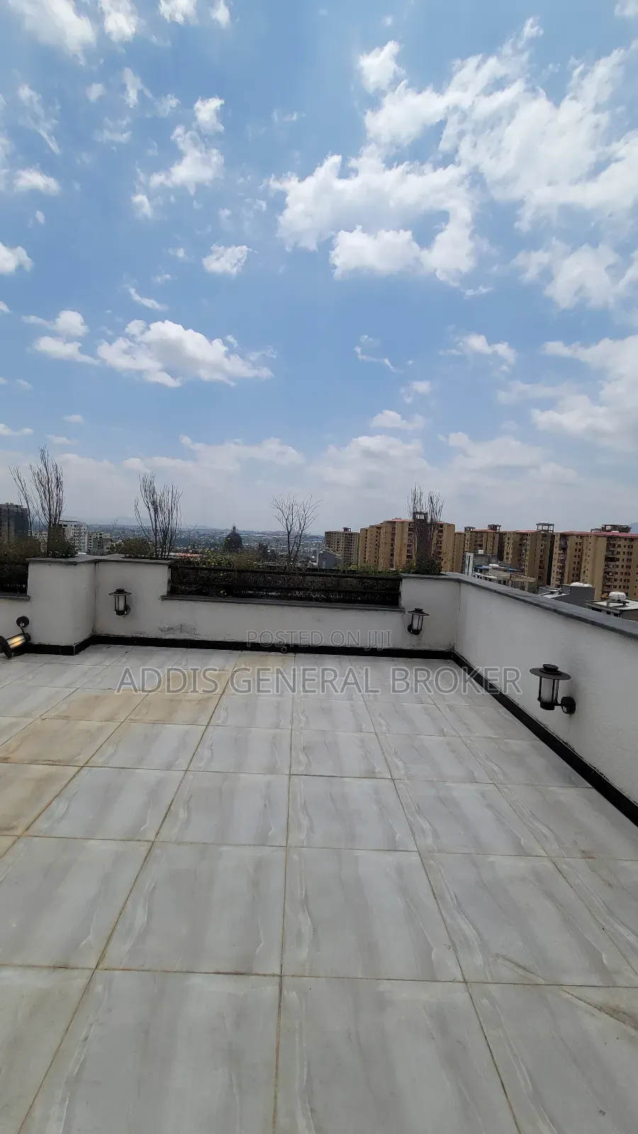 5bdrm House in Bulbula, Bole for sale