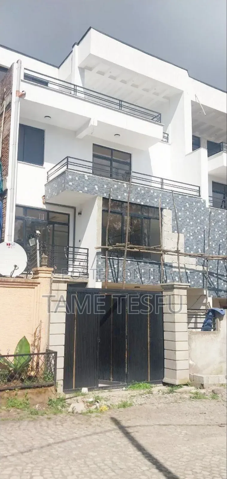 Furnished 7bdrm House in ሰሚት ፍየል ቤት, Kirkos for sale