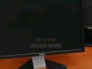 Photo - All in One 
Dell Desktop 3050
Core I3 7th