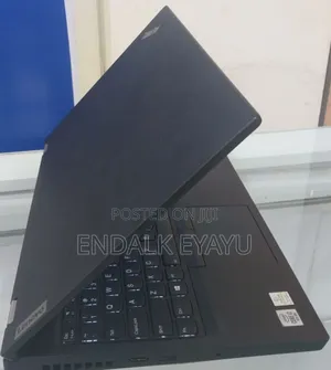 Photo - New Laptop Lenovo Thinkpad P15s 16GB Intel Core I7 SSD 256GB