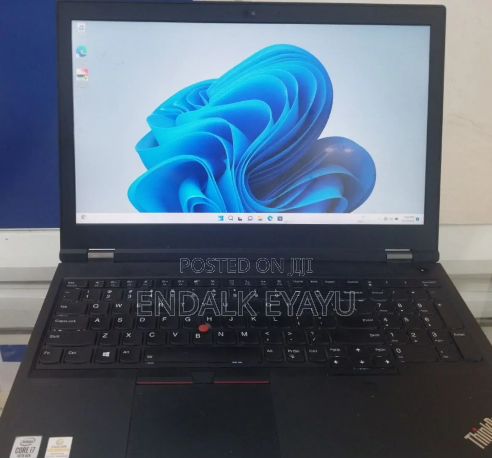 New Laptop Lenovo Thinkpad P15s 16GB Intel Core I7 SSD 256GB