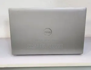 New Laptop Dell Precision 5540 32GB Intel Core I7 SSD 512GB
