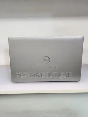 New Laptop Dell Precision 5520 32GB Intel Core I7 SSD 512GB