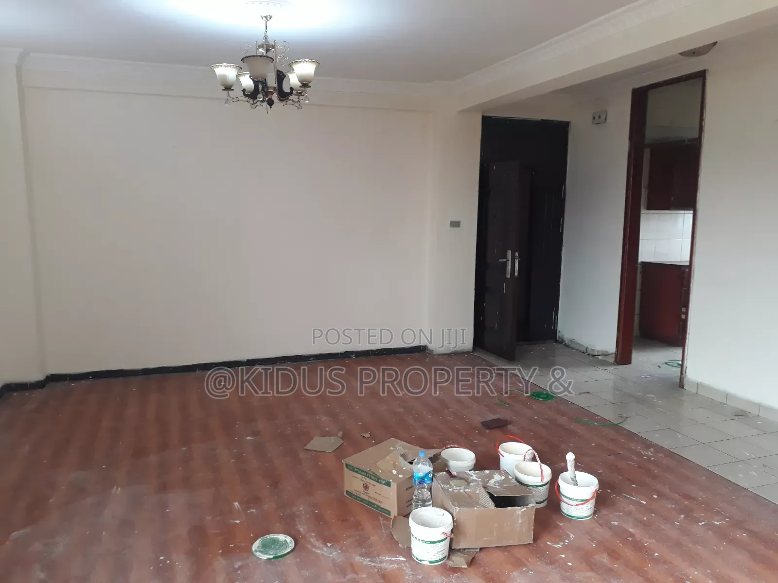 3bdrm Apartment in Around Africa, Nifas Silk-Lafto for rent