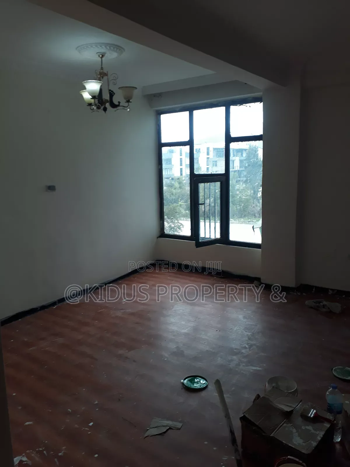 3bdrm Apartment in Around Africa, Nifas Silk-Lafto for rent