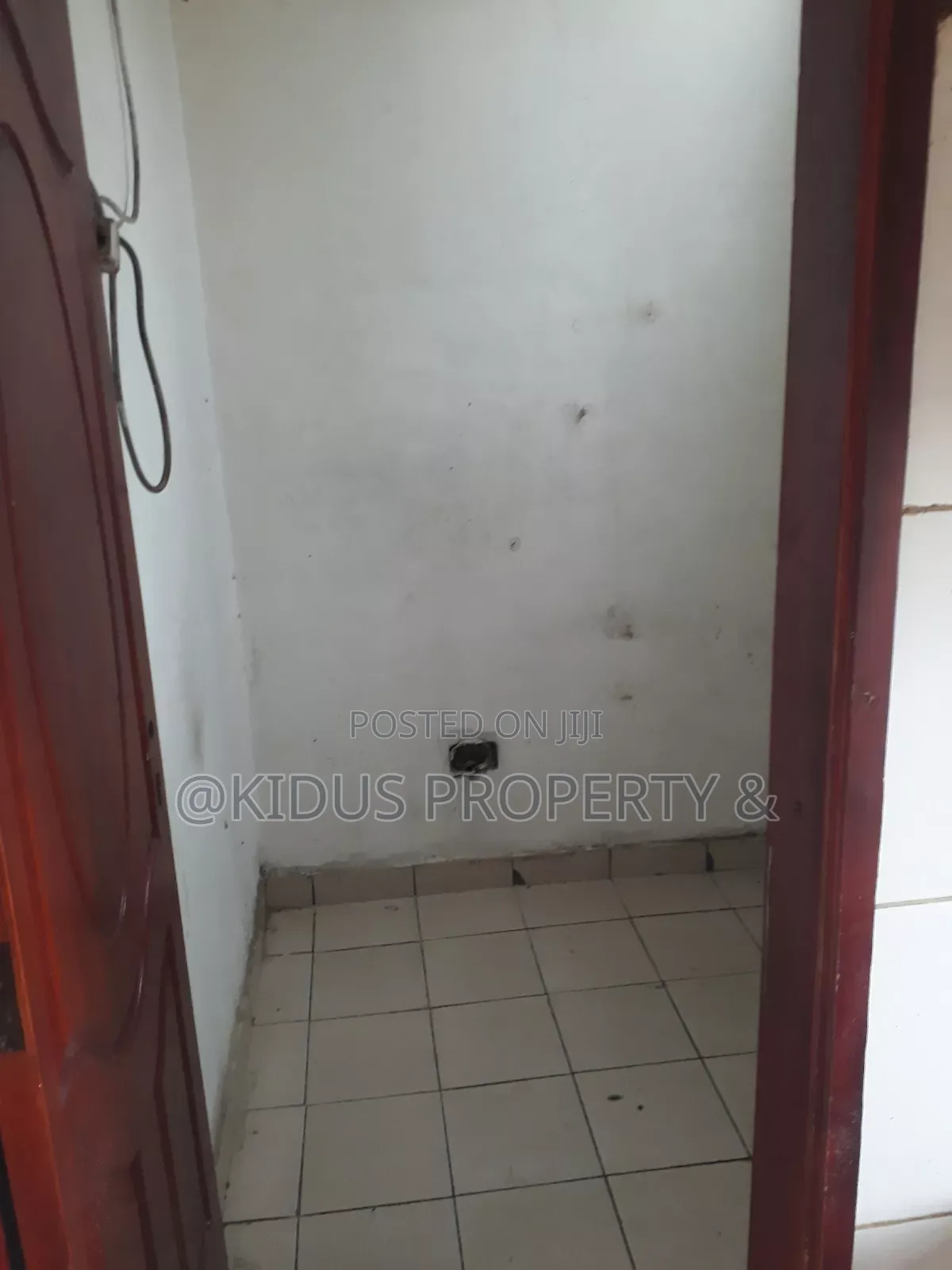 3bdrm Apartment in Around Africa, Nifas Silk-Lafto for rent