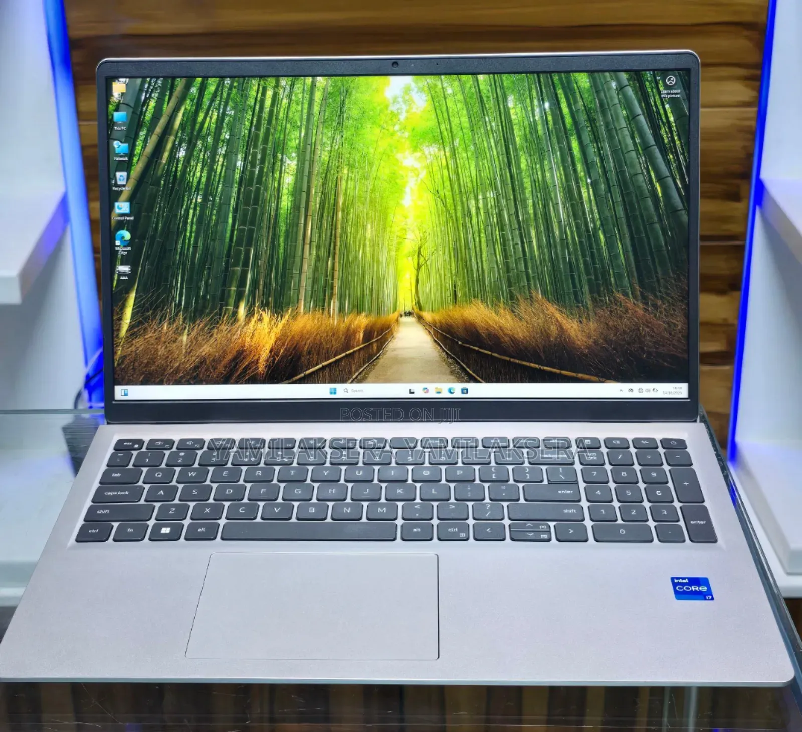 New Laptop Dell Inspiron 15 16GB Intel Core I7 SSD 1T