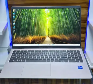 New Laptop Dell Inspiron 15 16GB Intel Core I7 SSD 1T