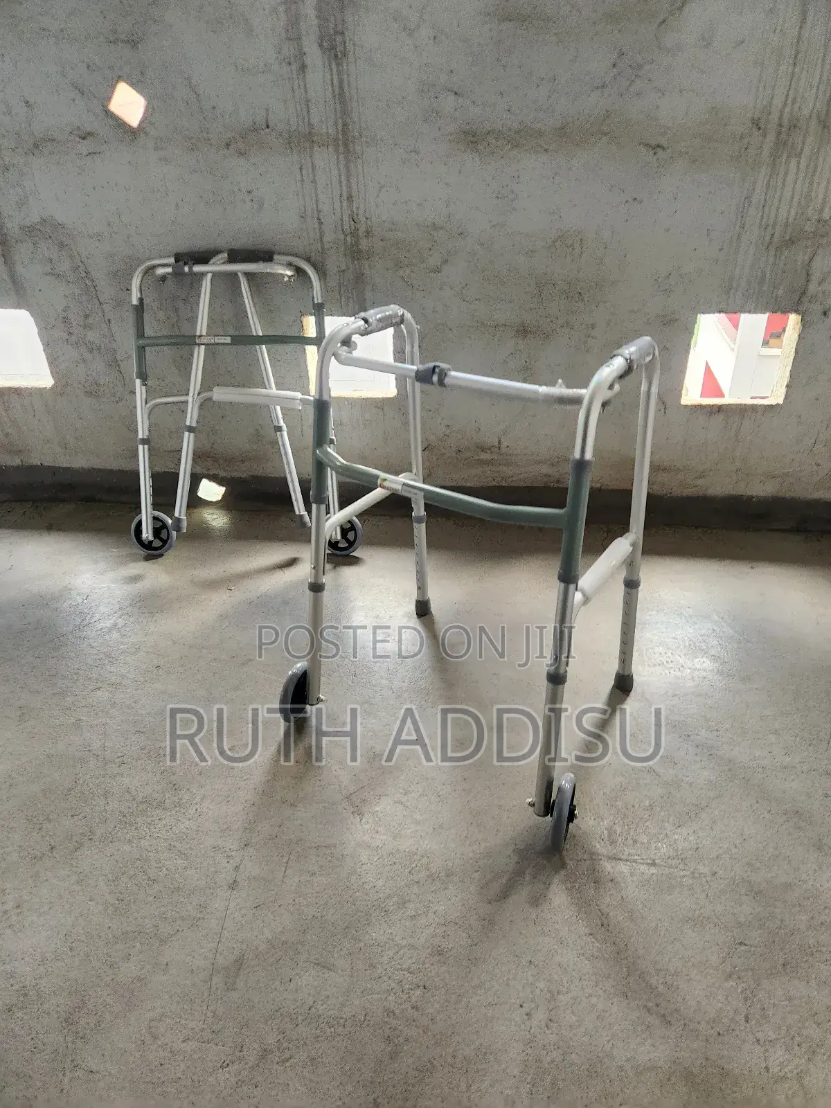 Foldable Stainless Walker者聯very Strong Can Carry 150kg Walker風格walker