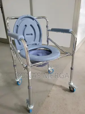 Photo - Commode Chair𡵓凸portable Toilet Seat for Old Age People黛0shower Chair