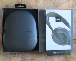 Bose Noise Cancelling Headphones 700