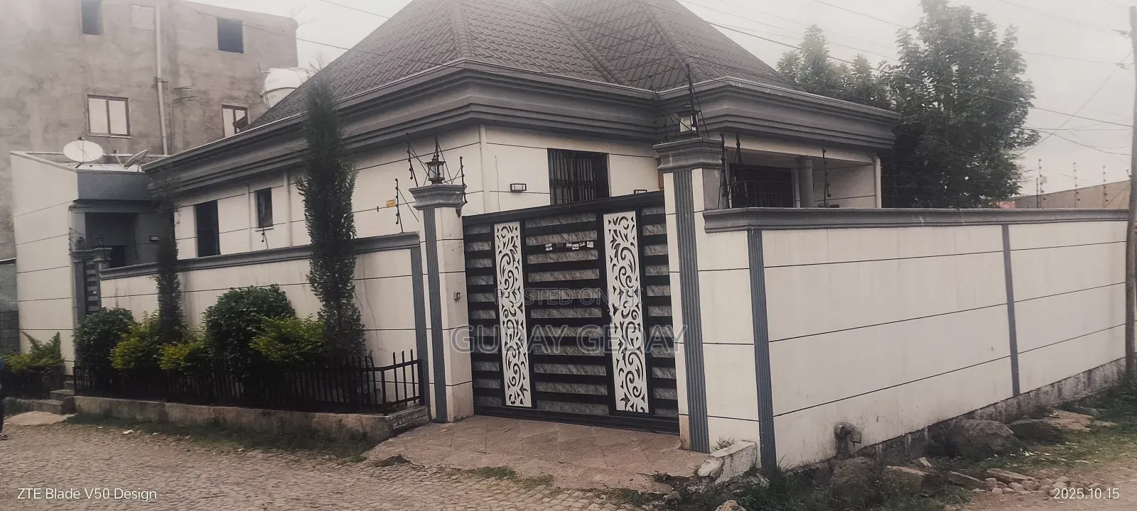 Furnished 6bdrm Penthouse in Akaky Kaliti for sale