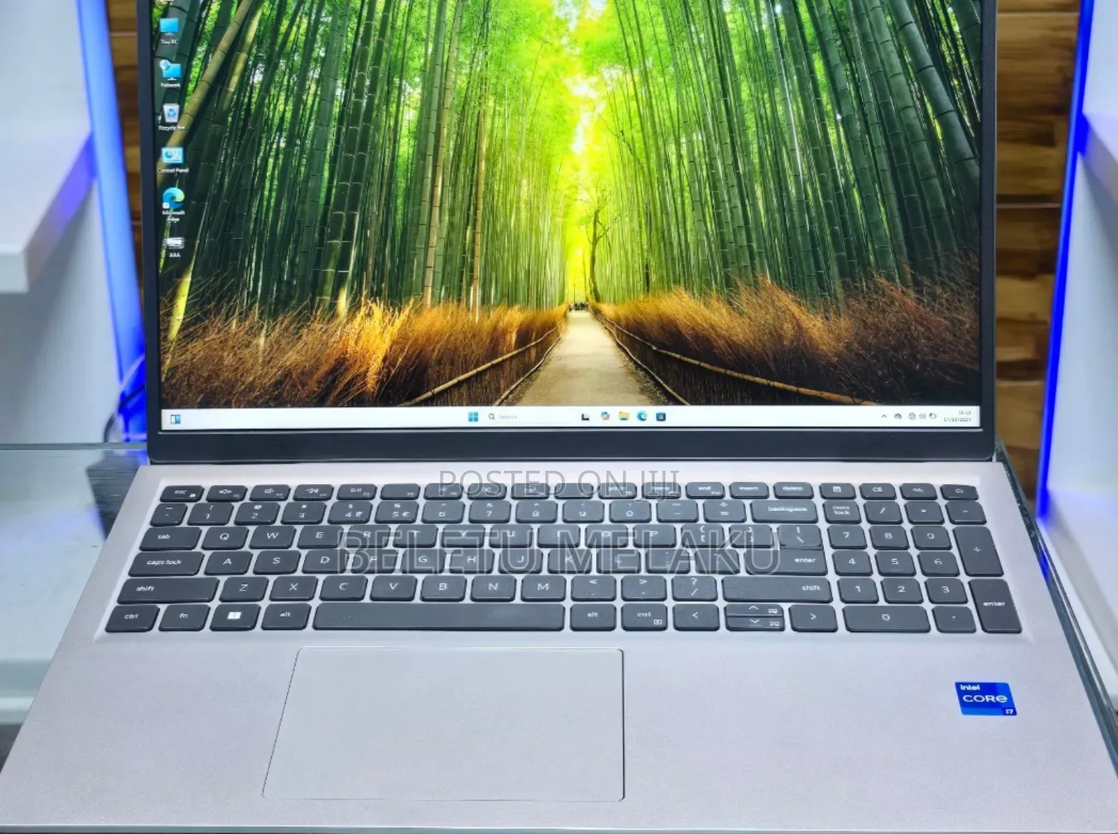 New Laptop Dell Inspiron 15 16GB Intel Core I7 SSD 512GB