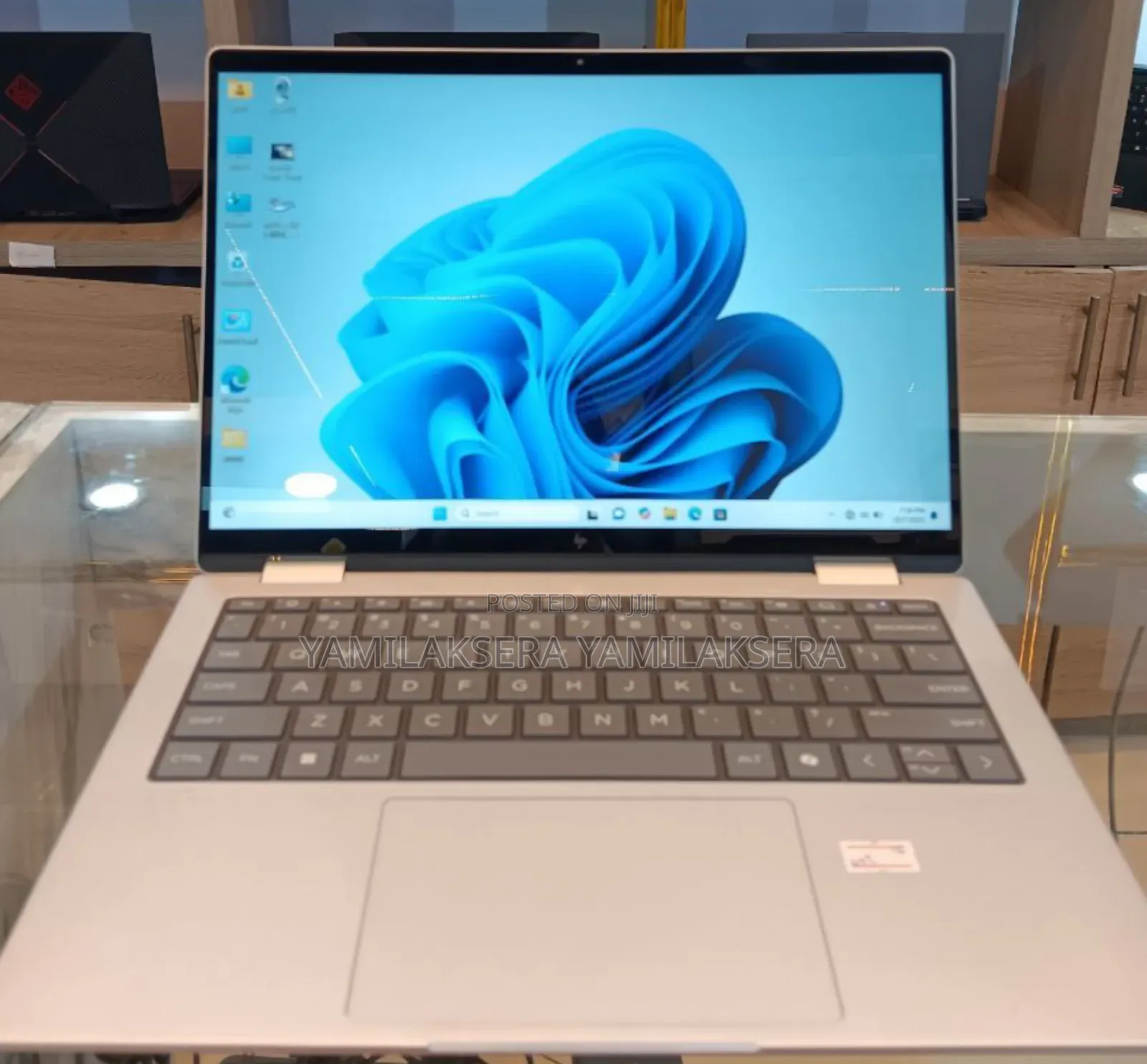 New Laptop HP Envy X360 16GB Intel Core 7 SSD 1T