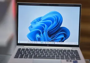 New Laptop HP EliteBook 830 G9 16GB Intel Core I5 SSD 512GB