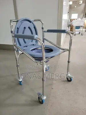 Photo - Toilet Chair主₫Commode Chair℥梭strong Steel Frame (Capacity Up to 150kg)